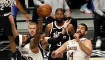 Bitvu o Los Angeles vyhráli Clippers! 76ers prohráli s Memphisem