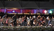 Při střelbě ve Vegas schytal kulku do hlavy. Jsi herec, útočí na něj!