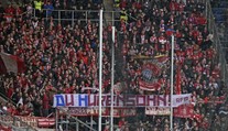 Ostuda fanoušků Bayernu! Za sprosté transparenty jim hrozí tvrdý flastr