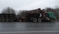 Kamion, který havaroval u Frýdku-Místku, byl přetížený. Váhu přesáhl o 13 tun