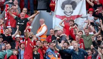 Salahovo selfie a prank na fanoušky. Liverpool slavil titul po pěti letech