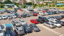 Některá města ruší poplatky za parkování. Chtějí přilákat více turistů