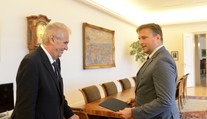 Zeman jmenoval nového ministra, spravedlnost povede Kněžínek