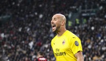 Do Premier League se vrací legenda, Pepe Reina míří do Aston Villy!