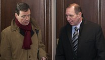 Slavní vězni-lékaři nastoupí do služby! Práce s pacienty čeká Ratha i Kotta