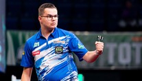 World Matchplay zná první postupující do třetího kola. Andersona zradily doubly