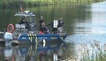 Smutný konec pátrání. Policie našla pohřešovaného muže mrtvého v řece