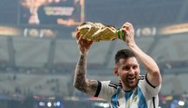 Messi překonal instagramový rekord. S trofejí ulehl i do postele