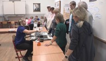 Po celé Evropě jsou zpřístupněny školy a vědecká pracoviště. Probíhá Noc vědců