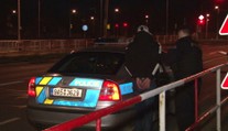 Opilec napadl řidiče autobusu, kterému vadil alkohol ve voze