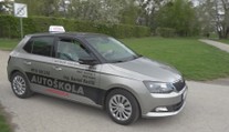 Slovensko zpřísní cestu k řidičáku. Bez základní školy ho už lidé nezískají