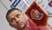 Melenovský má trvalé následky. Útočníkovi hrozí až 10 let vězení!