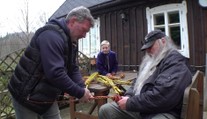 Bob a Bobek pletou pomlázky už čtvrtstoletí. Zvládli jich už tisíc