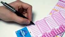 Evropa má hned tři nové miliardáře. Trefili jackpot v jediný den