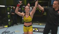 UFC rekord: Dernová přiměla soupeřku odklepat a přepsala historii