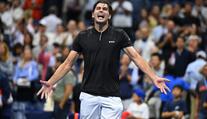 Spojené státy mají po 18 letech finalistu US Open, světovou jedničku vyzve Fritz
