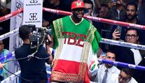 Bizarní moment ze zápasu Mayweathera. Boxerský boháč vykázal sudího z ringu