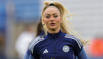 Nejvíc sexy fotbalistka zveřejnila bizarní trénink s přítelem