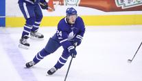 Nečekaný zkrat útočníka Toronta! Protihráč se mu vysmál. VIDEO