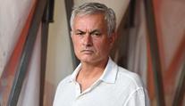 Provokatér Mourinho. Neobvyklým způsobem upozorňoval na chybu sudího