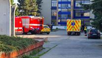 Ve škole v Plzni unikla neznámá látka. Přiotrávilo se 28 dívek