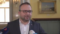 Spory kvůli Jurečkově superdávce. Může stát miliardy, bojí se část vlády