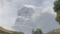 Erupce sopky zamořily zdroje vody. Lidé na ostrově se bojí, že jim dojde