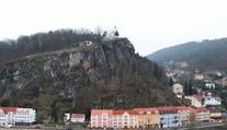 Masiv v Děčíně hrozí zřícením! Desítky lidí musí opustit domovy