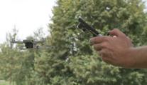 Jižní Město obchází strach. Obtěžující dron už vlétl lidem i do bytu