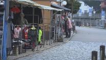 Hřensko se zbavuje všudypřítomných stánků. Město hyzdily přes 17 let