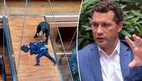 Europoslanci se na schůzi poprali. Jeden z nich byl v ohrožení života!