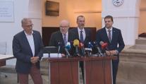 Vláda schválila postup proti nedostatku léků. Změní se i podpora penzijního spoření