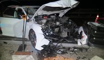 Policie ukázala, jak vypadá nehoda bez připoutání. Muž proletěl čelním sklem