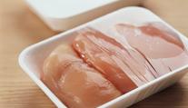 Další kuřecí se salmonelou z Polska! Obchody ho už prodaly