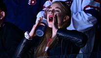 Sexy fanynka českého kapitána! Blondýnka Pecháčková zastínila i hokej
