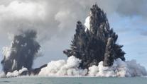 Unikátní pohled z vesmíru. Erupci podvodní sopky zachytila družice NASA
