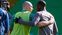 Skotské kluby stojí za Kamarou, objal ho i kapitán Celticu
