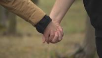 Představy Čechů o prvním rande jsou romantické. Názory žen a mužů se ale liší