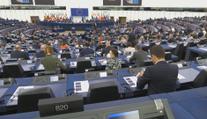 Obří platy, s prací je to horší. Jak často chybí čeští europoslanci u hlasování