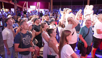 Český dům držel palce Satkové. Medaile ještě přijdou, věří fanoušci