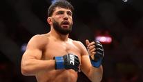 Hvězda MMA při nástupu napadla diváka. Bude nás asi žalovat, přiznal šéf UFC