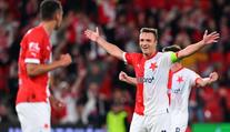 Nechci se přimotávat k titulu a brát někomu místo, říká skromně Tecl