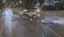 Řidič kombajnu jel na pole, navigace ho navedla do Brna!