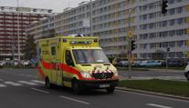 Vážná nehoda na Bruntálsku. V autě se zranili čtyři mladí lidé