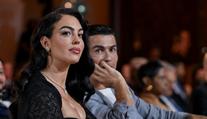 Dřina hned od rána. Takhle mě manžel budí, odhalila Ronaldova žena