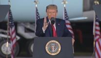 V pátek se bude udělovat Nobelova cena míru. Trump už si na ni brousí zuby