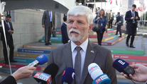 Pavel podepsal zákon o korespondenční volbě. Krajských voleb se to nedotkne