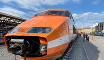 Unikátní podívaná. Do Česka dorazil legendární vlak TGV, jezdí rychlostí 300 km/h