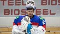 Slovenský brankář zůstal v KHL. Zajímavé nabídky nepřišly, reaguje na kritiku