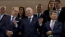 Nic moc úplatek, ani na letadlo. Majitel Liberce ostře reaguje na miliony od FIFA